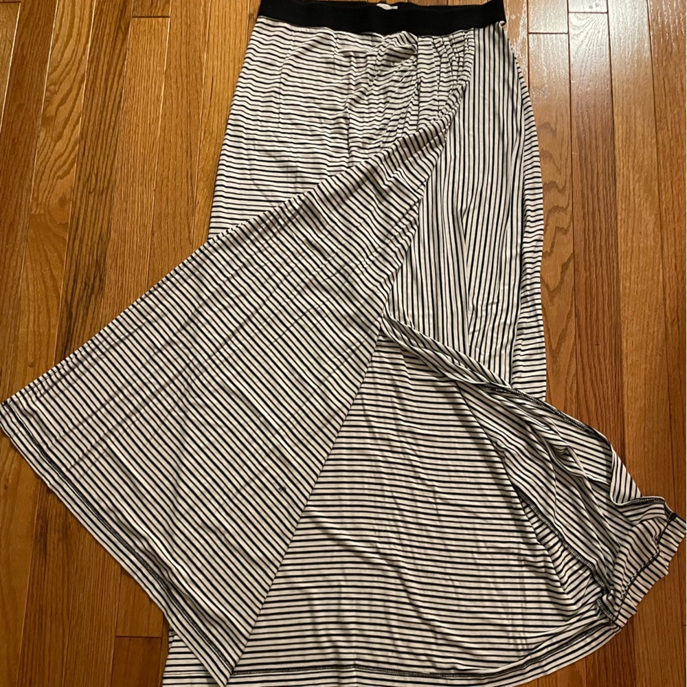 Lou & Grey maxi skirt